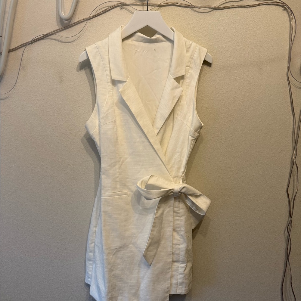 Sleeveless White Dress size small